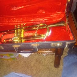 Pan American vintage trumpet 1924