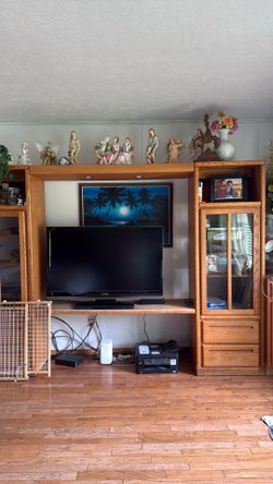 Tv stand