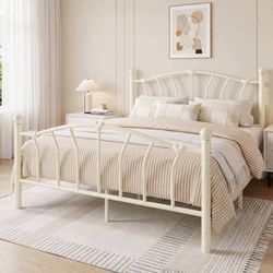 Queen Size 14" Metal Platform Bed Frame with Heart-Shaped Headboard, No Box Spri