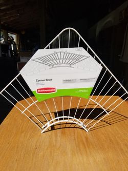 Rubbermaid Wire Corner Shelves