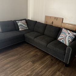 Lexilynn 97.2” Wide Modular Sofa And Chaise