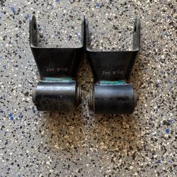 GMC / Chevy Rear Shackle