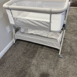 Adjustable Bassinet- Light Grey With Under Storage 
