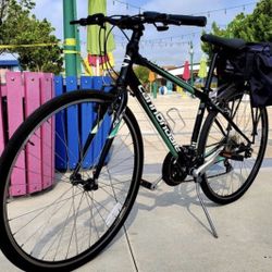  CANNONDALE QUICK THREE HYBRID BIKE  