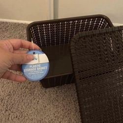 Cute Small Plastic Storage Basket With Lid 