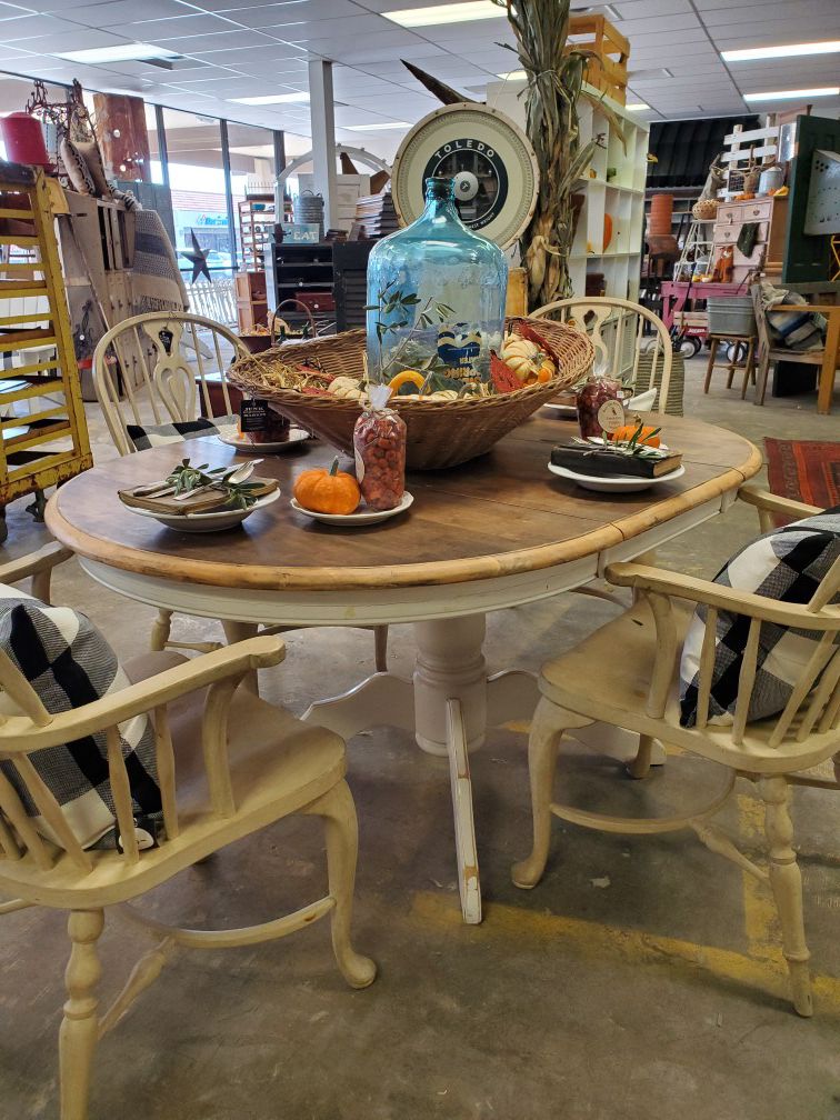 Antique Dining Table & 4 Chairs