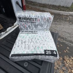 Honest Size 4 Diapers 52ct