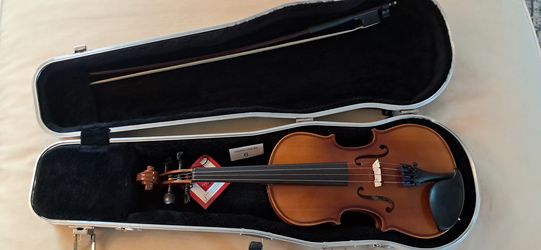 Violin 1/4 size Wm Lewis & Son WL16E1 - Like new
