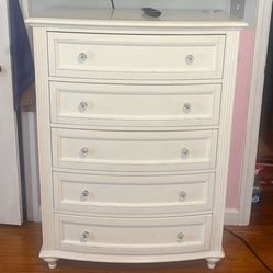 Girls Bedroom Set $300