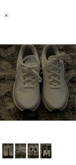 Selling white Nike shoes! W8.5