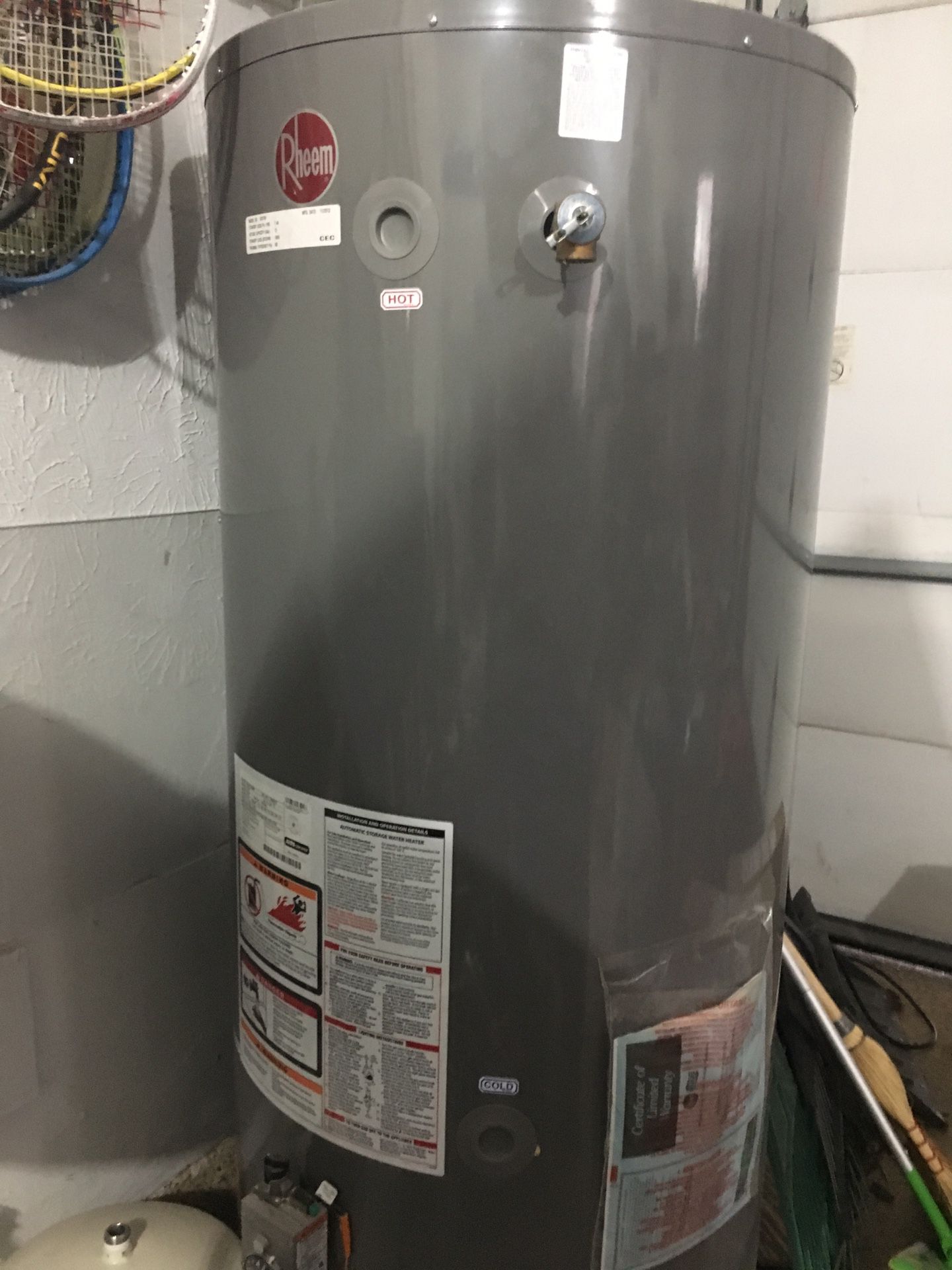 2013 75 gallon Rheem water heater