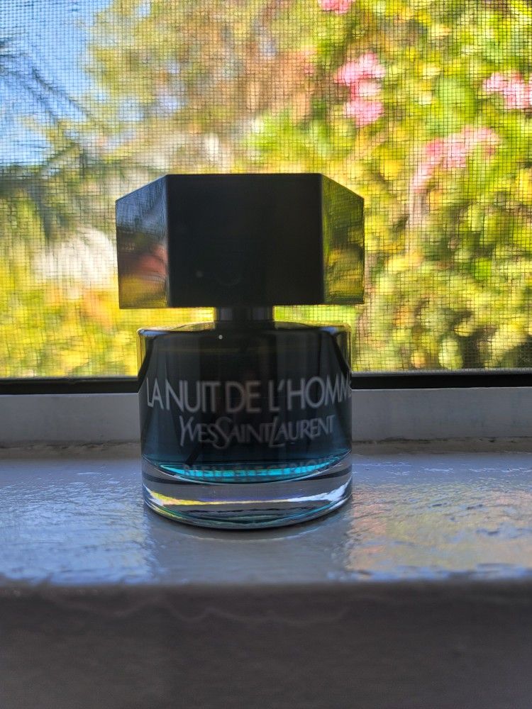 YSL La Nuit De L'Homme Bleu Electrique