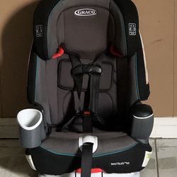 LIKE NEW GRACO NAUTILUS CONVERTIBLE CAR SEAT 3 IN 1