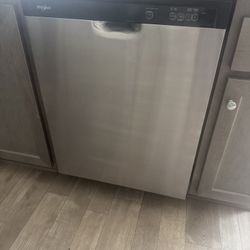 Whirlpool Dishwasher 