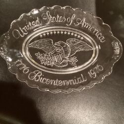 AVON Commemorative USA Bicentennial Glass Plate  1(contact info removed)  9.25” x 6.5” (perfect condition!)