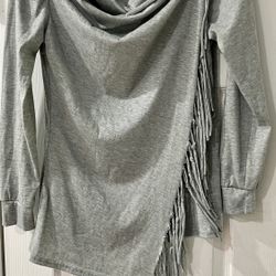 Fringed Gray Wrap   Juniors M by Lucky