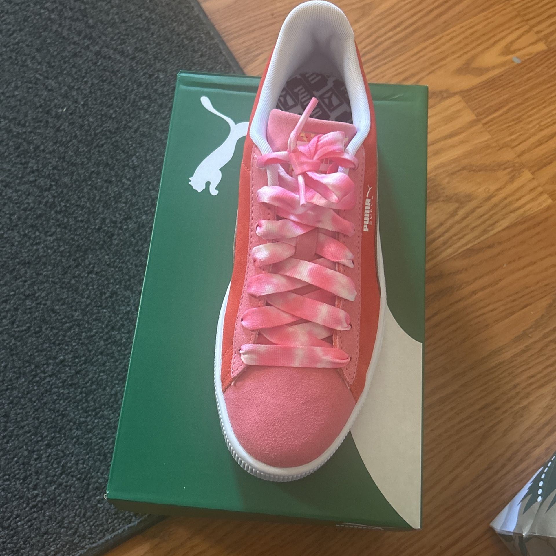 Pink Ladies Pumas 50
