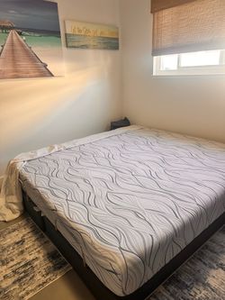 King size bed 6yr old mattress.