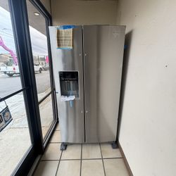 Refrigerators Sxs . 