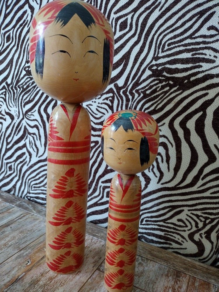 Vintage Wood Japanese Kokeshi Dolls Signed