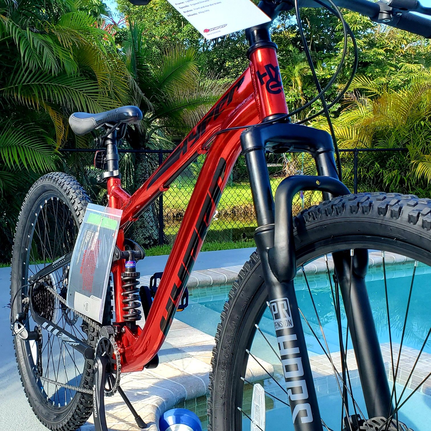BRAND NEW 29IN HYPER DUAL SUSPENSION MOUNTAIN BIKE 6 FT AND BIGGER