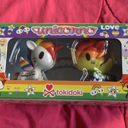 Tokidoki Unicorno Set Of 2 LOVE Pride Figures 2017 NIB HTF  Cash only  