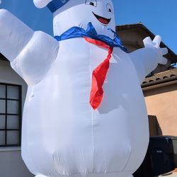 Inflatable Stay Puft Marshmallow Man