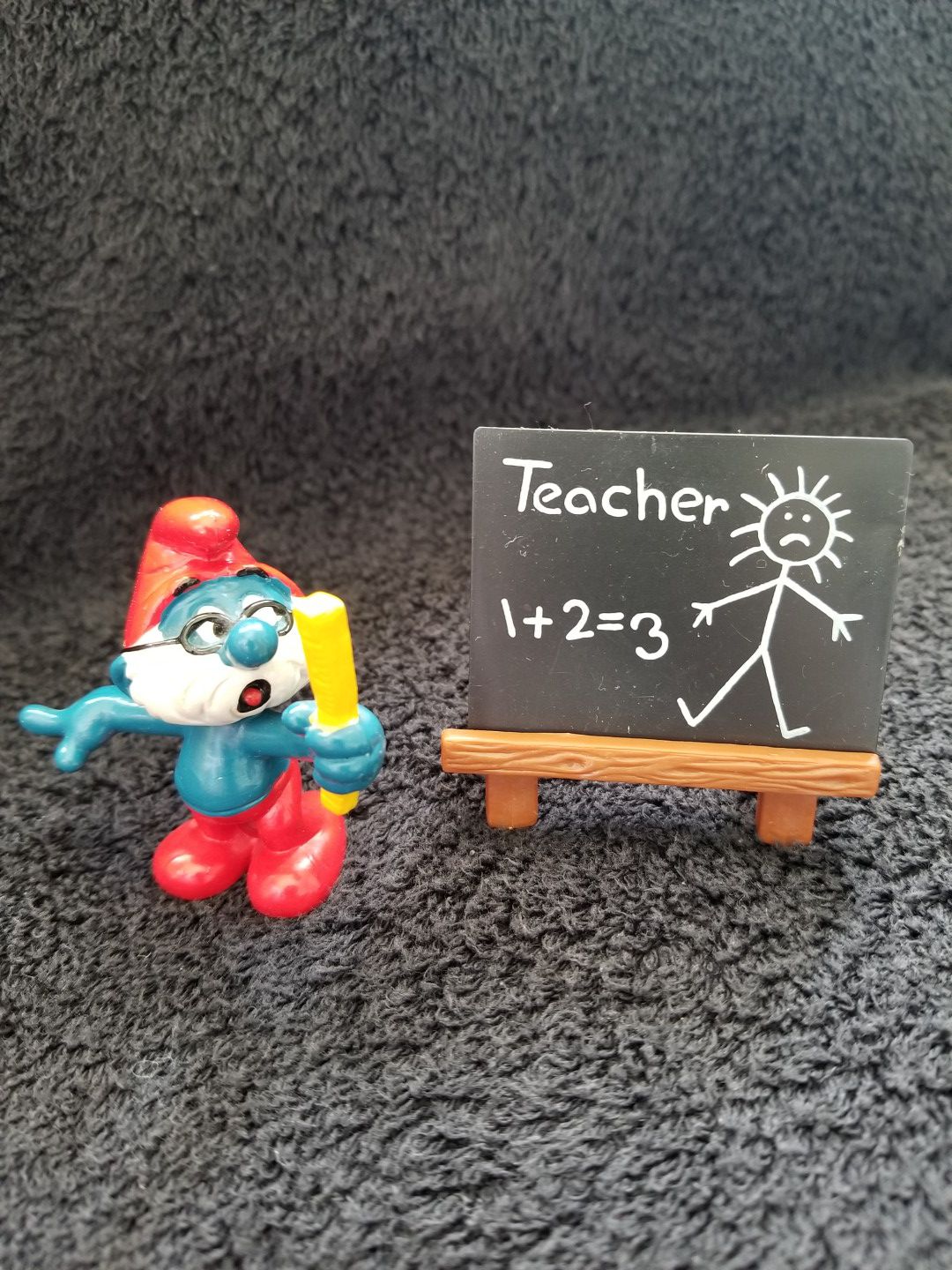 Smurfs School Teacher Papa Super Smurf Blackboard and Student Vintage Toy Figure