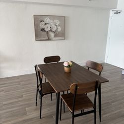 Dining Table Set