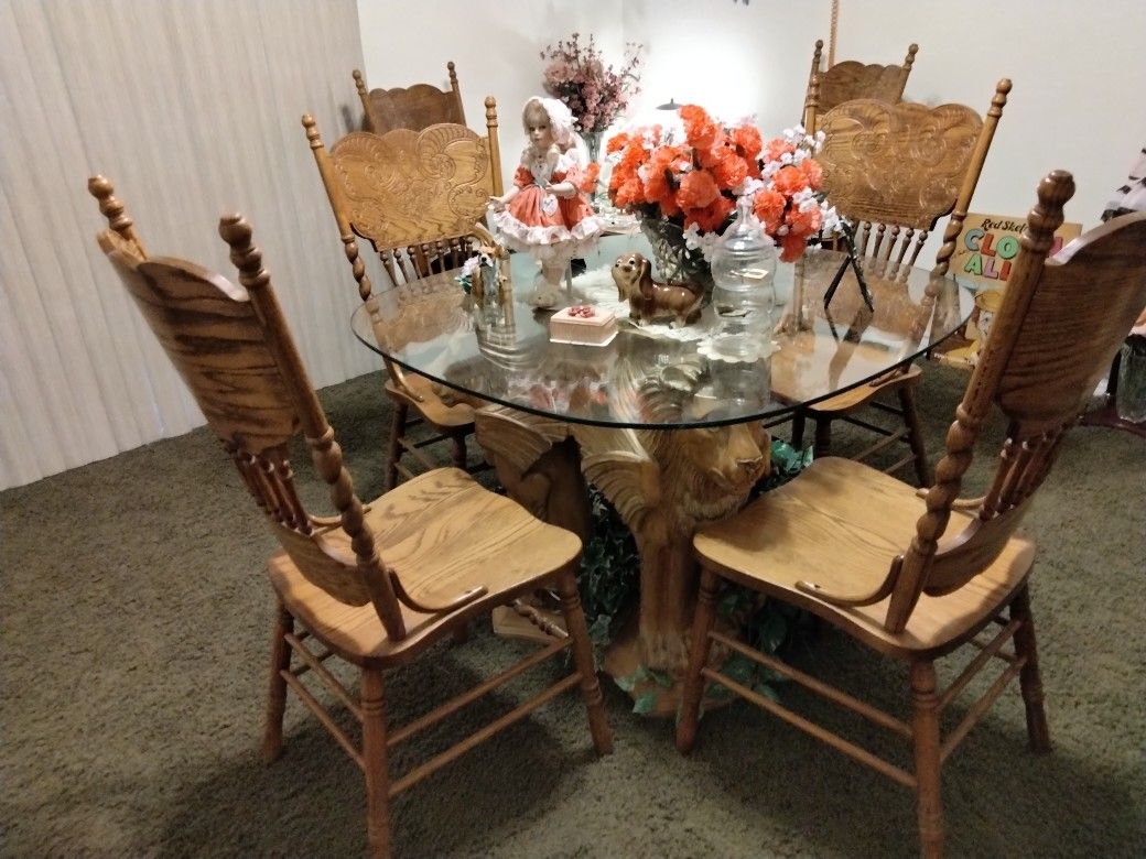 Antique Lion Table Carved Out Of One Piece Of Wood Three Lion Heads Very Very Heavy Glass Top Very Thick Perfect Four Chairs One Of A Kind 1200 Dollar