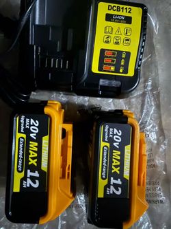 20V MAX 12Ah Lithium Batteries with DCB112 Charger