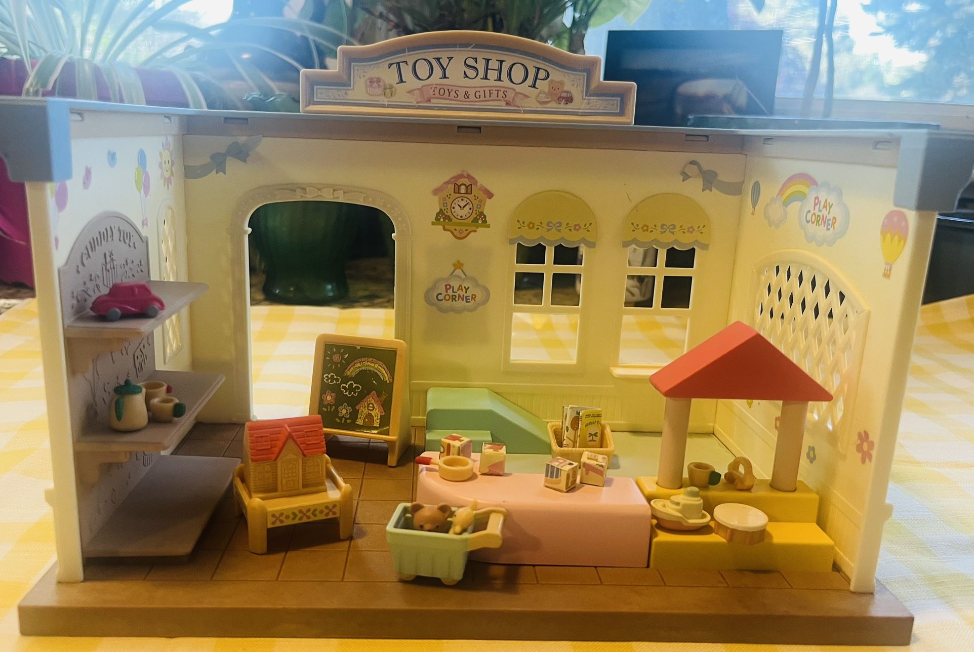 Sylvanian Families calico critters Toy Shop