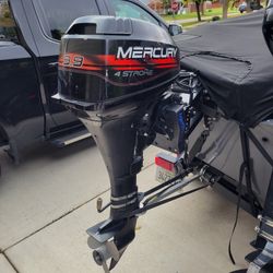 Mercury 9.9 4 Stroke 20" Shaft For Sale.