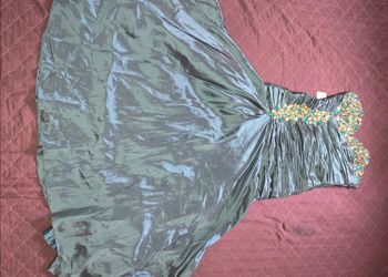 NEW Aspeed Design Teal Formal Gown / Prom Dress - Size M (Style L924)

Description