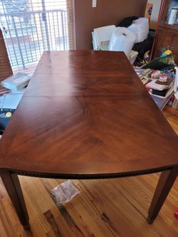 Dinning Room Table