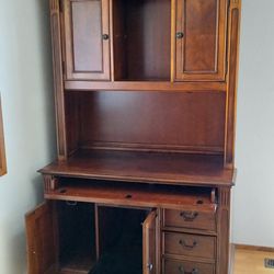 Desk & Hutch