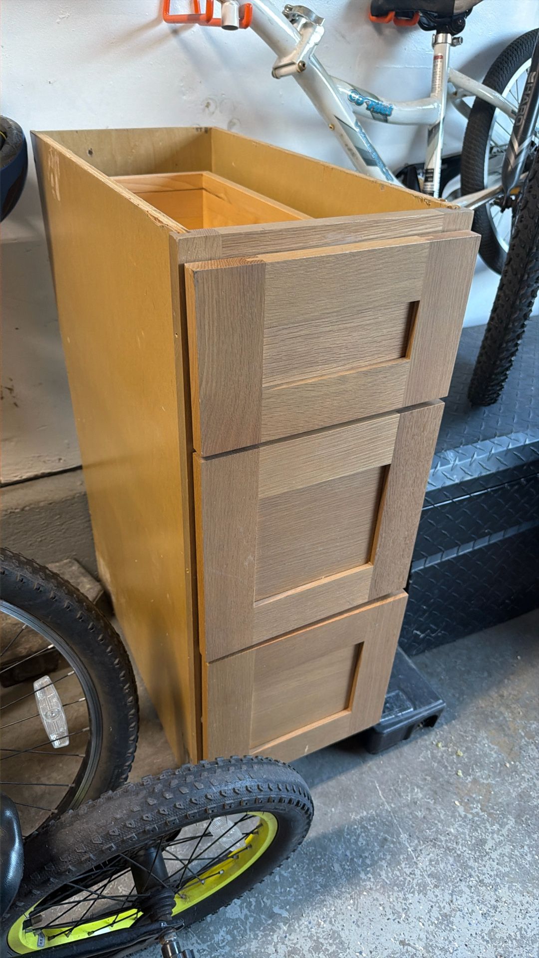 Cabinet 15” 3 Drawers