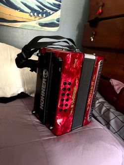 Hohner Corona II Xtreme GCF Accordion
