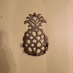 Vintage Brass Pineapple Hanging Key Holder With 5 Hooks 8.5”x5”