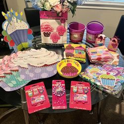 GIRLS CUPCAKE THEMED BIRTHDAY PARTY DECORATIONS & PARTY SUPPLIES SET