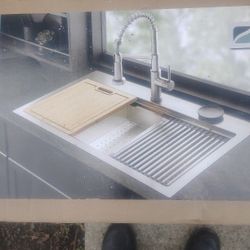 pinball key West Bally product 1961 glacier Bay 33 in dual amount workstation all in one sink with the faucet brand new in the box 200 and $20 call 36