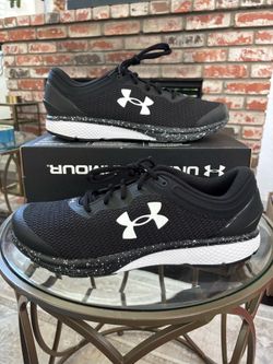 Men’s Under Armour Charged Escape 3 Black Athletic Shoes Size 13