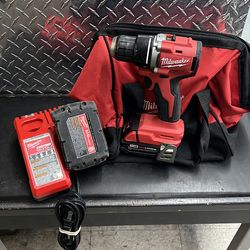 Milwaukee 3601-22CT M18 Cordless 1/2” Drill Kit