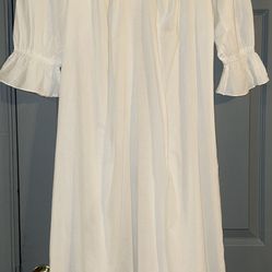 Victoria's Secret Gold Label Vintage Summer Breeze White Nightgown . 