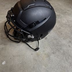 F7 Football Helmet – Matte Black – Adult Size – Barely Used