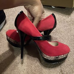 Women’s Heel - Red/Leopard Pump size 10