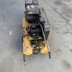 Dewalt Compressor 