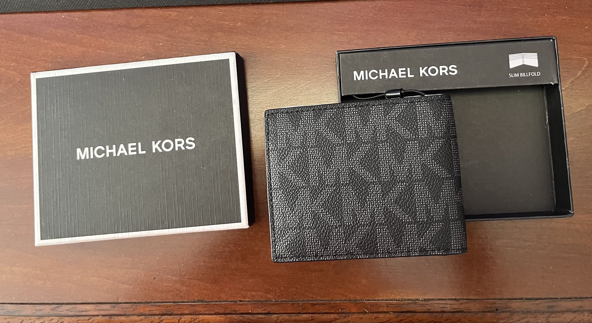 New Michael Kors Men’s Wallet