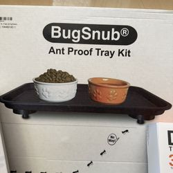 Kit For Dog. Anti-ant dog or cat food tray.
