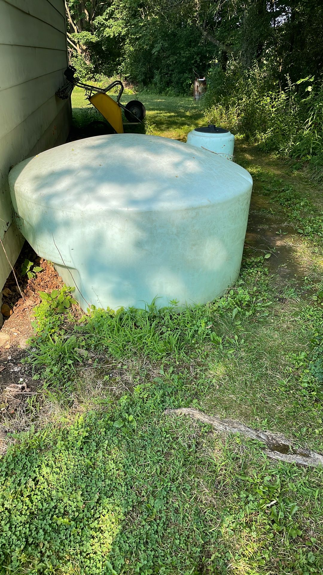 400 Gallon Truck Water Tank With Discharge Hose 